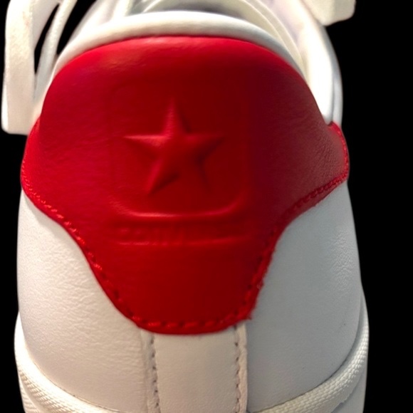 NWOT-Women’s Converse Pro Leather LP Ox Low Top Sneakers in White w/ Red Accents - Picture 11 of 12